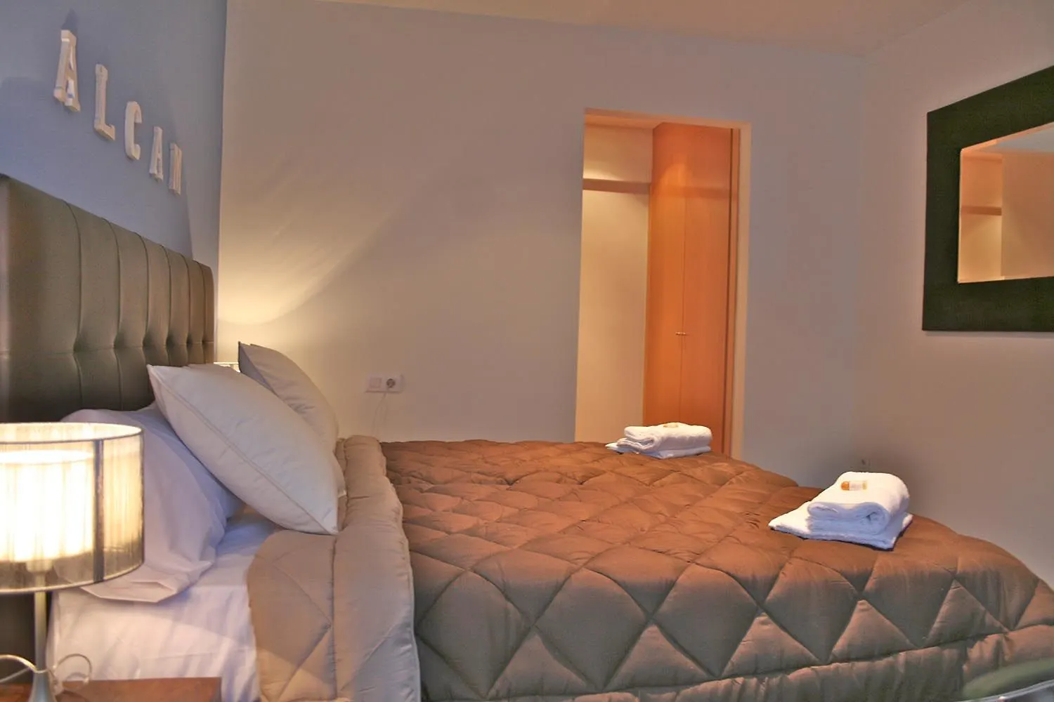 Alcam Hercules Barcelona Apartamento