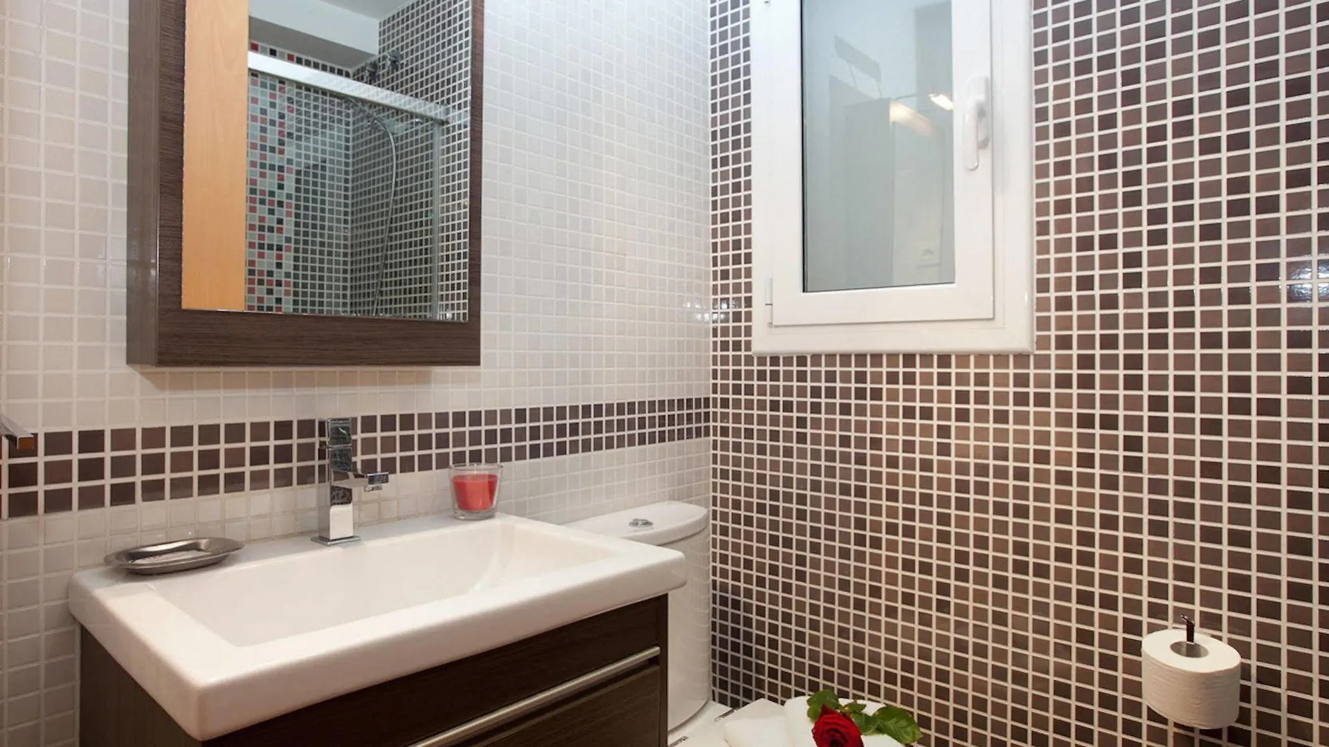 Alcam Hercules Barcelona Apartamento